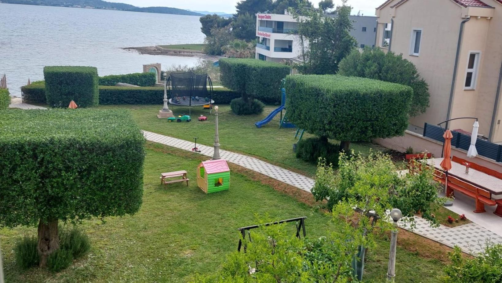 Apartments Becky On A Sandy Beach Without Crowd Sukosan Exterior photo